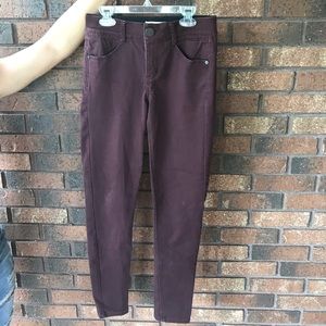 Stretchy never worn jeans!!